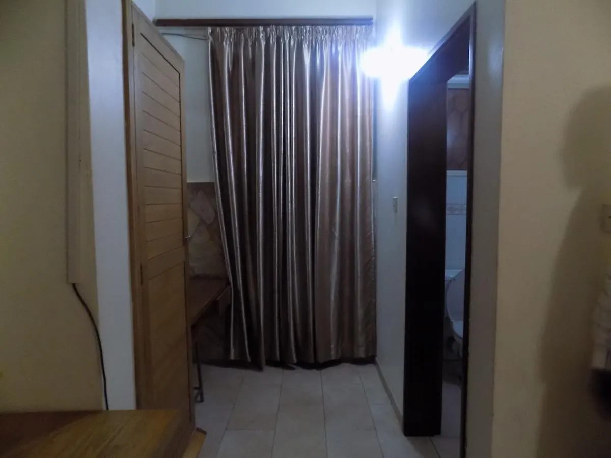 College Inn Hotel Kampala 3*,